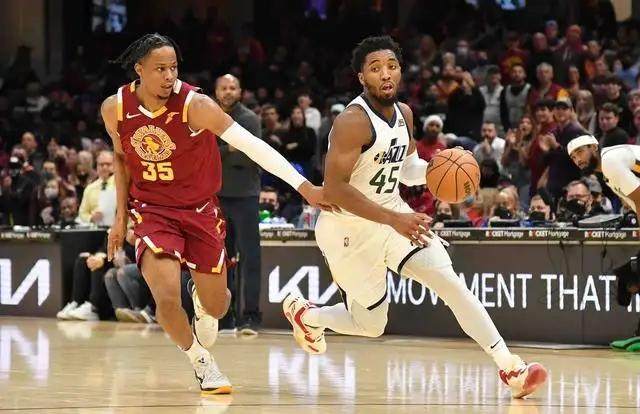 Kaiyun Sports-开云体育-骑士退出米切尔交易 尼克斯距离蜘蛛侠更进一步？